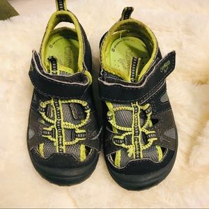 OshKosh Toddler Boys Navy Athletic Sandals